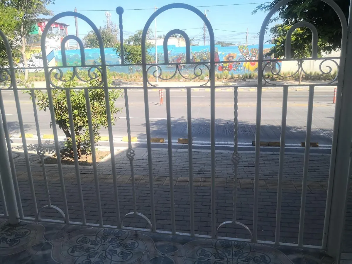 Hostel Hostal El Parque Μπαρρανκίγια